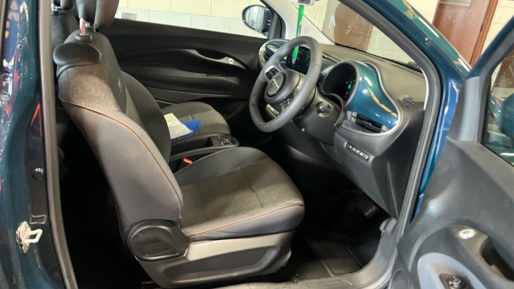 USED 2022 22 FIAT 500E 42kWh Icon Hatchback 3dr Electric Auto (118 ps) One Owner - Full Dealer History