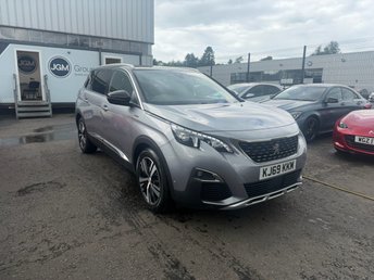 View our PEUGEOT 5008