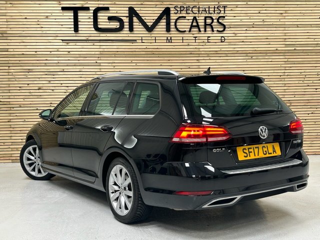 View our VOLKSWAGEN GOLF