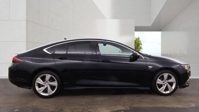 View our VAUXHALL INSIGNIA