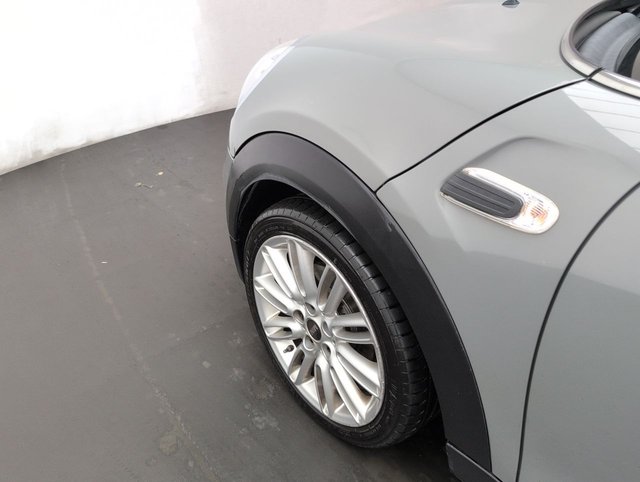 USED 2017 67 MINI HATCH 1.5 Cooper Auto 5dr CLICK+COLLECT / HOME DELIVERY