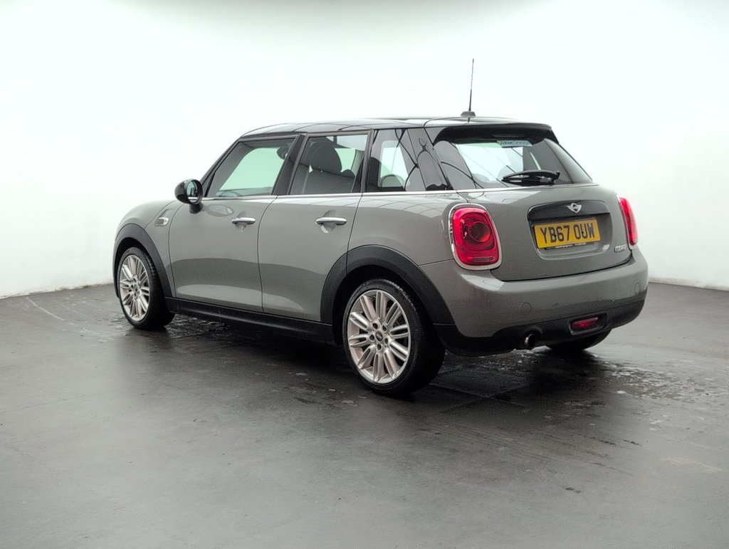Used 2017 67 MINI HATCH 1.5 Cooper Auto 5dr CLICK+COLLECT / HOME DELIVERY