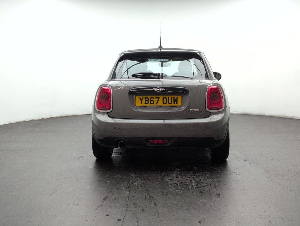 Used 2017 67 MINI HATCH 1.5 Cooper Auto 5dr CLICK+COLLECT / HOME DELIVERY
