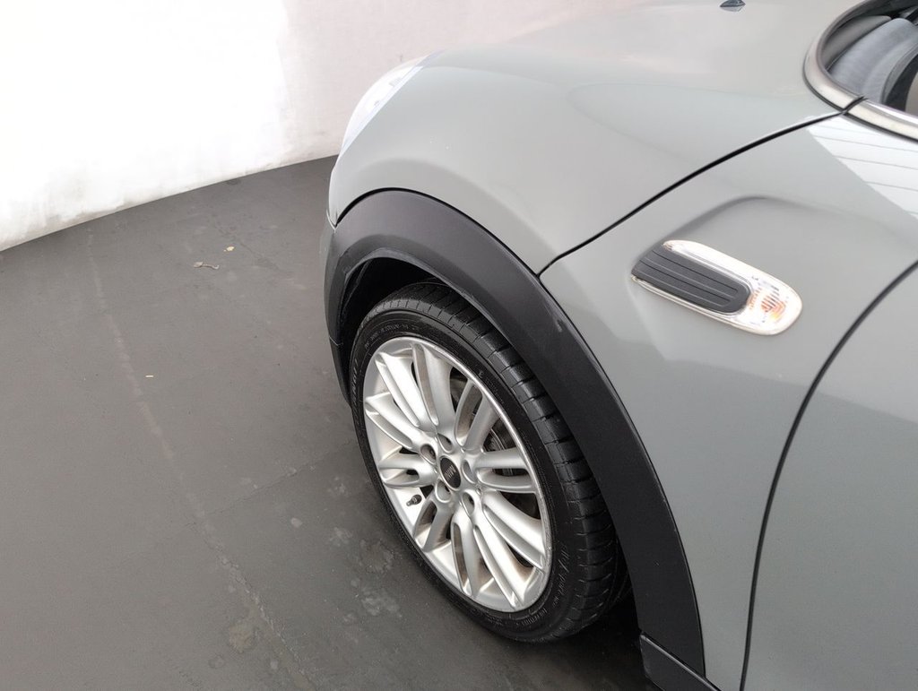 Used 2017 67 MINI HATCH 1.5 Cooper Auto 5dr CLICK+COLLECT / HOME DELIVERY