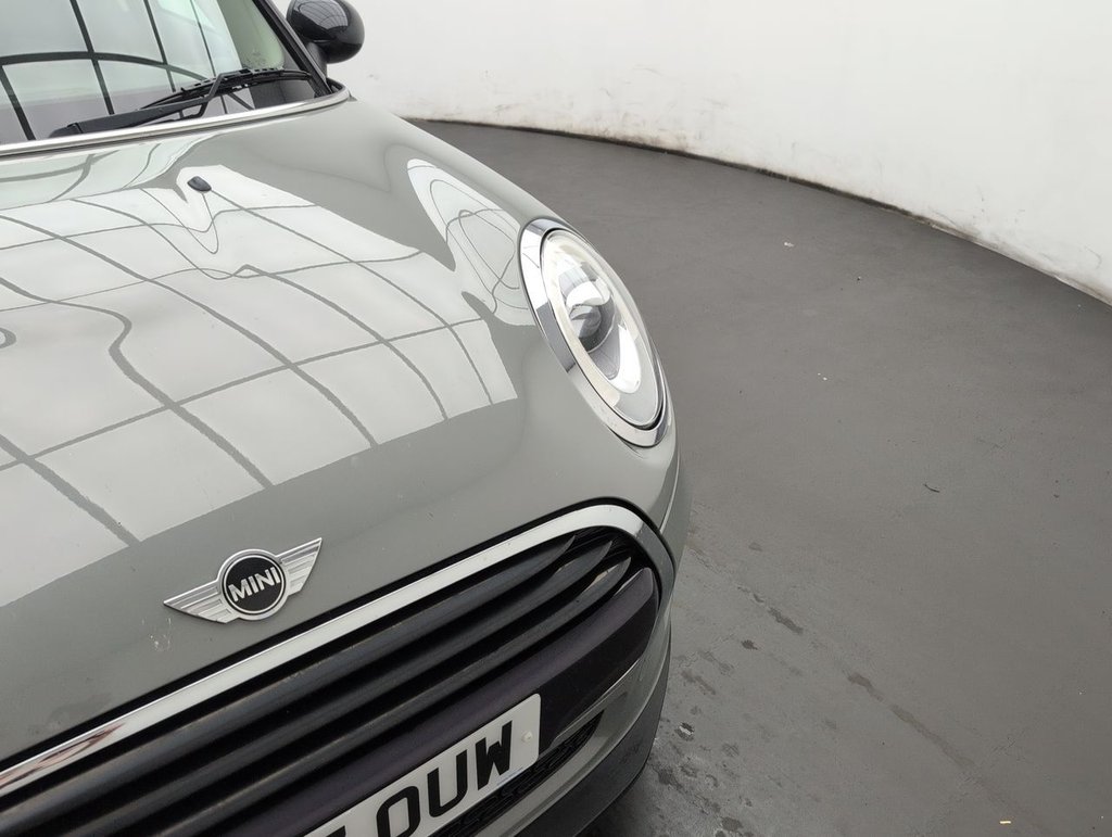 Used 2017 67 MINI HATCH 1.5 Cooper Auto 5dr CLICK+COLLECT / HOME DELIVERY