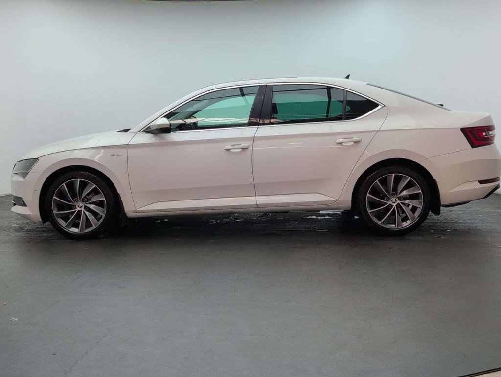 Used 2017 17 SKODA SUPERB 2.0 Superb Laurin & Klement TDI 4x4 Semi-Auto 4WD 5dr CLICK+COLLECT / HOME DELIVERY
