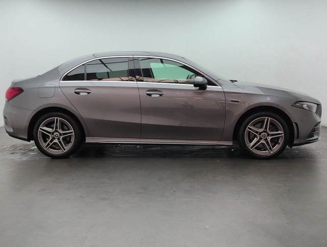 USED 2021 21 MERCEDES-BENZ A-CLASS 1.3 A 250 AMG Line Executive E Auto 4dr CLICK+COLLECT / HOME DELIVERY