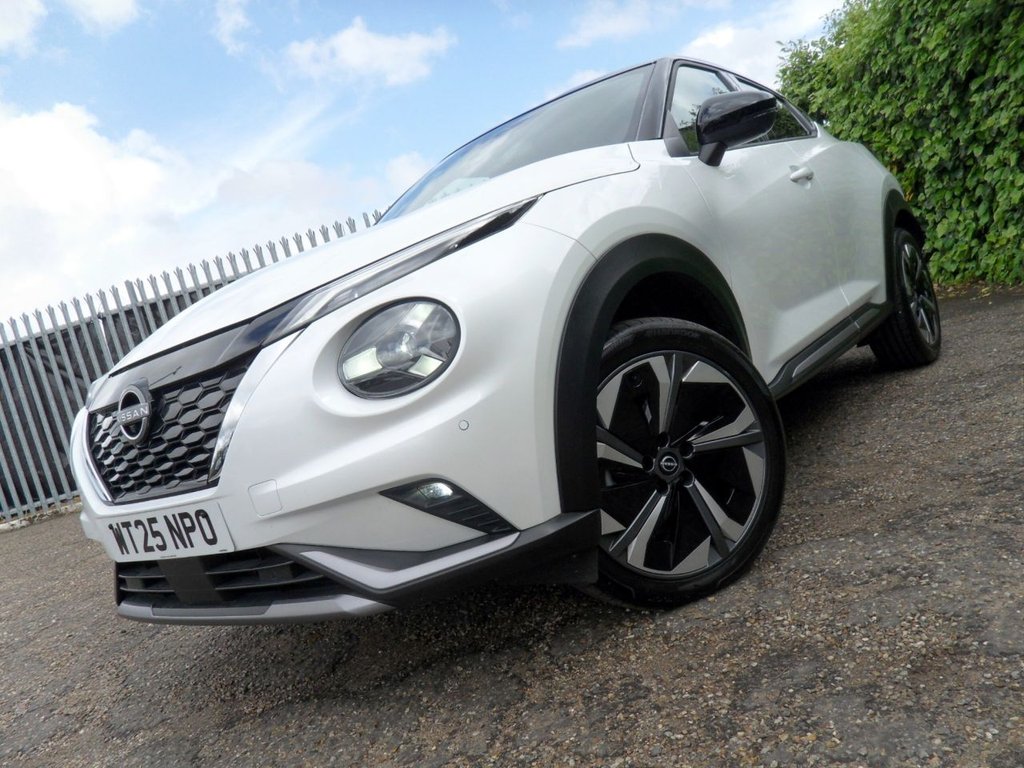 USED 2025 25 NISSAN JUKE 1.6 Tekna+ SUV 5dr Petrol Hybrid Auto Euro 6 (143 ps) Pearl White - Nissan Warranty 2028