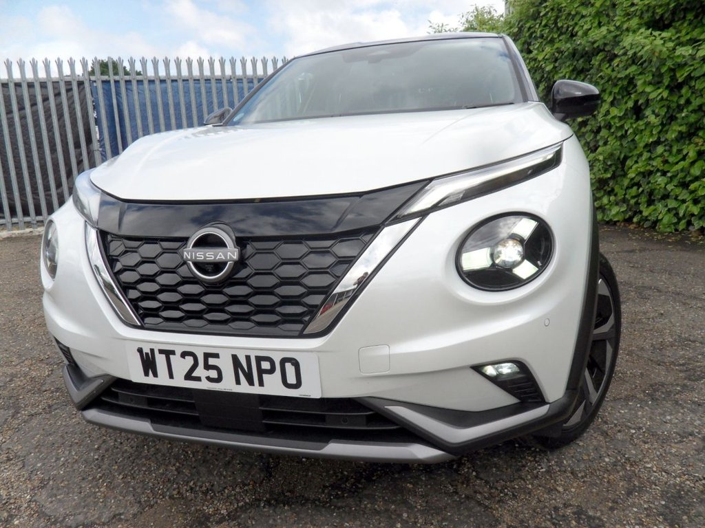 USED 2025 25 NISSAN JUKE 1.6 Tekna+ SUV 5dr Petrol Hybrid Auto Euro 6 (143 ps) Pearl White - Nissan Warranty 2028