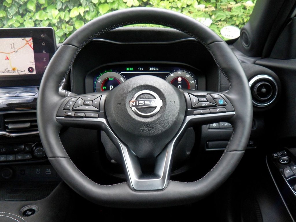 USED 2025 25 NISSAN JUKE 1.6 Tekna+ SUV 5dr Petrol Hybrid Auto Euro 6 (143 ps) Pearl White - Nissan Warranty 2028
