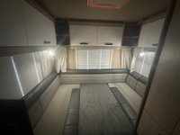 USED 2022 22 AUTO-TRAIL F-72 LUXURY 4 BERTH WITH REAR LOUNGE  REAR U SHAPED LOUNGE