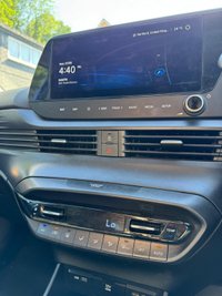 USED 2024 73 HYUNDAI BAYON 1.0 T-GDi MHEV Premium SUV 5dr Petrol Hybrid DCT Euro 6 (s/s) (120 ps) 