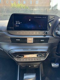 USED 2023 23 HYUNDAI BAYON 1.0 T-GDi MHEV Premium SUV 5dr Petrol Hybrid DCT Euro 6 (s/s) (120 ps) 