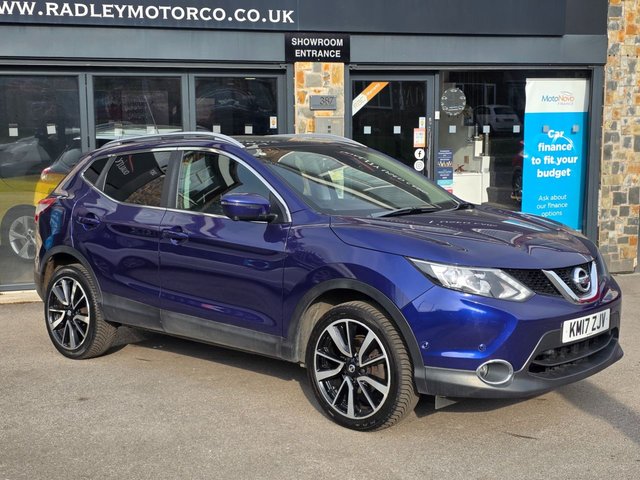 View our NISSAN QASHQAI