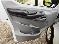 USED 2024 24 MAXUS EDELIVER 9 65kWh Low loader Luton  Cab 2dr Electric Auto FWD L3 (204 ps) BARN STYLE REAR DOORS,LOW LOADER