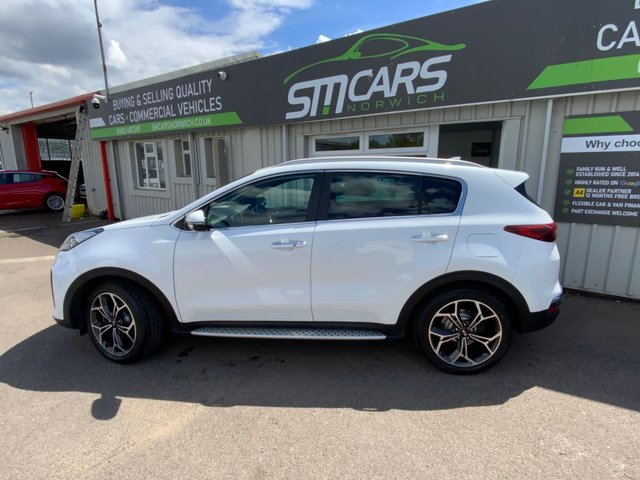 View our KIA SPORTAGE