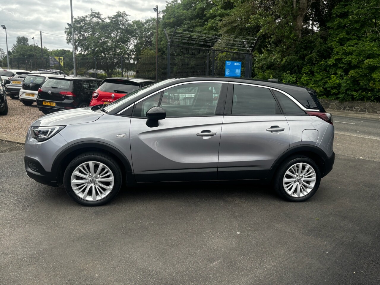 2020 VAUXHALL CROSSLAND X 1.2 Turbo SRi Nav SUV 5dr Petrol Manual Euro 6 (s/s) (110 ps) - vehicle photo 4 for sale on PureCar