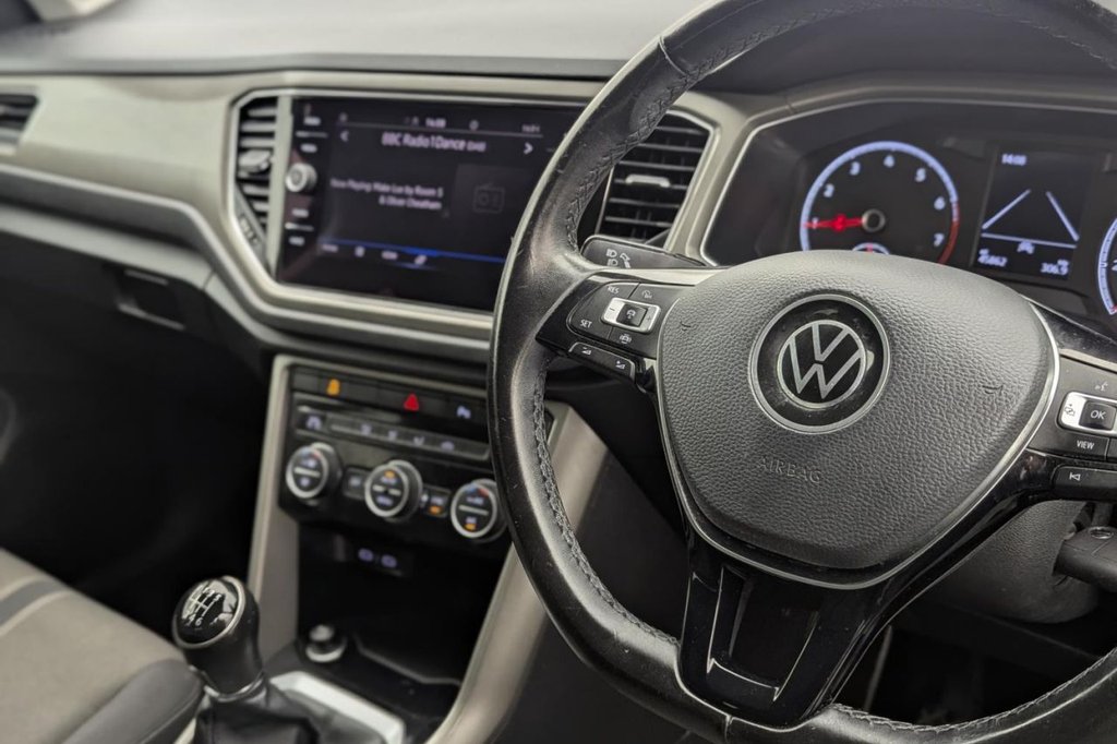 USED 2021 21 VOLKSWAGEN T-ROC 1.0 TSI Design SUV 5dr Petrol Manual Euro 6 (s/s) (110 ps) Car Play, Cruise, Sensors