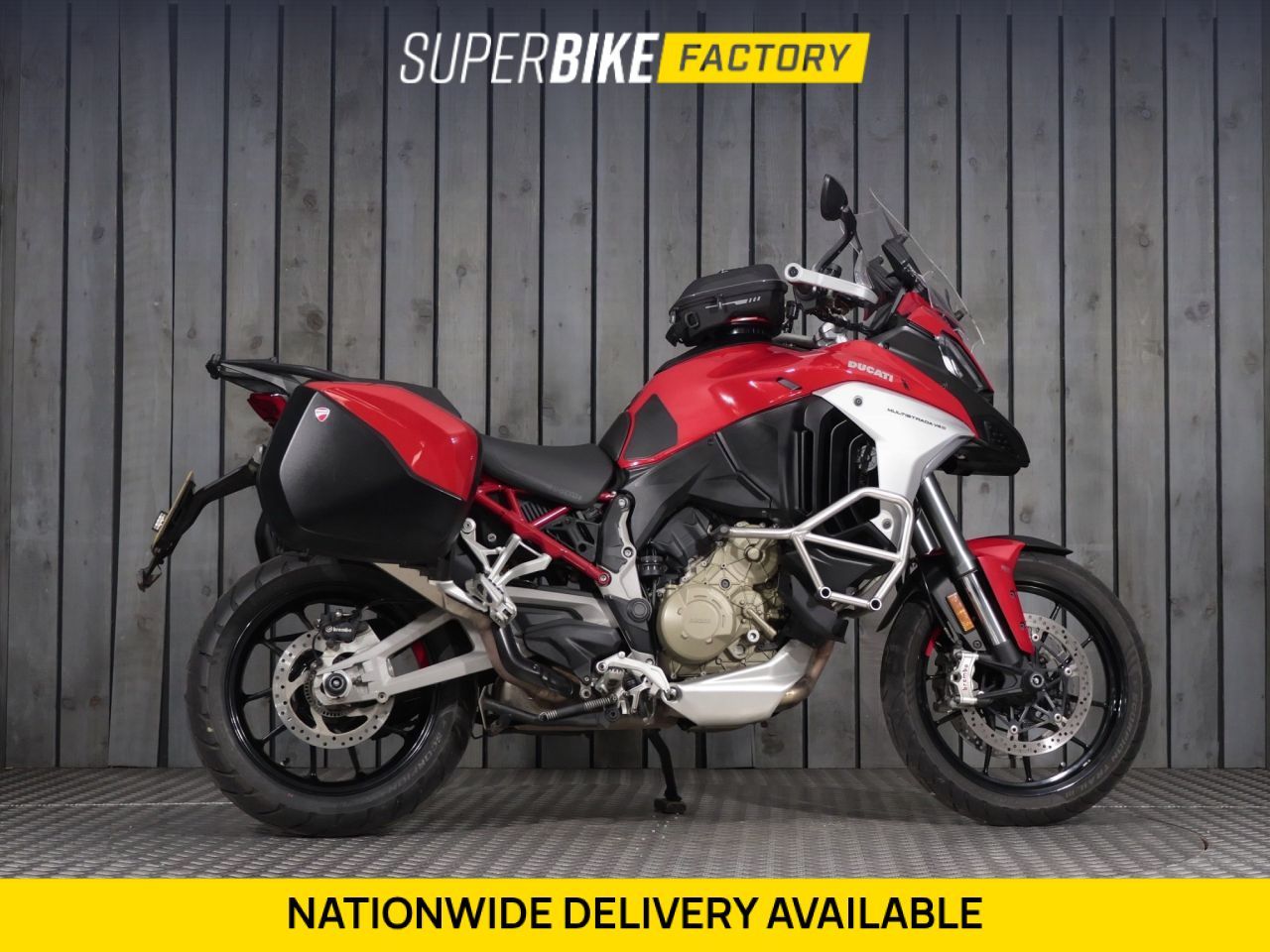 DUCATI Multistrada V4