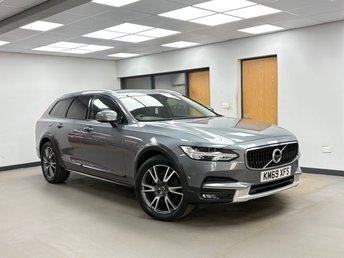 View our VOLVO V90 Cross Country