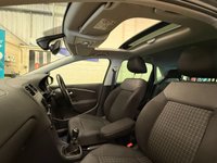 USED 2017 17 VOLKSWAGEN POLO 1.0 TSi SEL Panoramic Hatchback 5 Door Petrol Manual Euro 6 (s/s) (110 bhp) 9 VW SERVICES TO 45,157 MILES