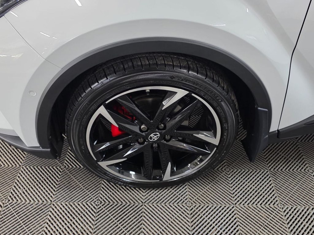 USED 2023 TOYOTA C-HR 2.0 VVT-h GR SPORT SUV 5dr Petrol Hybrid CVT Euro 6 (s/s) (184 ps) Bluetooth - Cruise Control