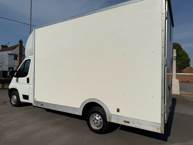View our PEUGEOT BOXER