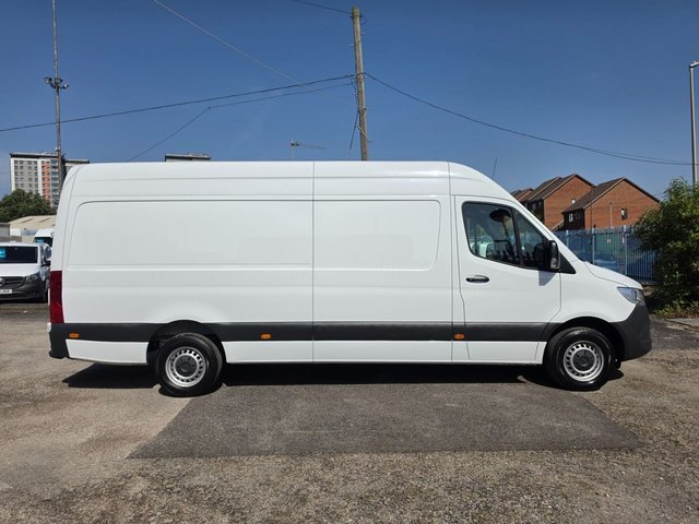 View our MERCEDES-BENZ SPRINTER