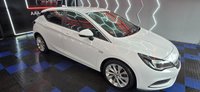 USED 2017 67 VAUXHALL ASTRA 1.6 CDTi BlueInjection Tech Line Nav Hatchback 5dr Diesel Manual Euro 6 (s/s) (136 ps) 