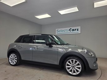 View our MINI Hatch