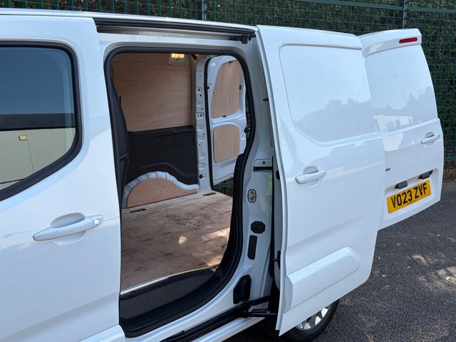 View our VAUXHALL COMBO