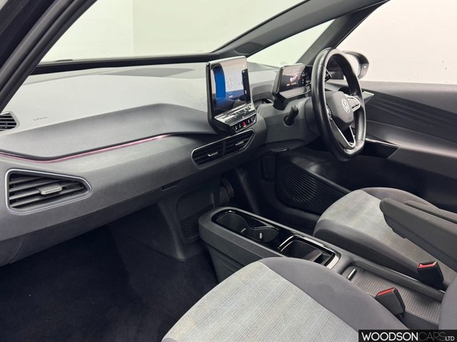 View our VOLKSWAGEN ID.3