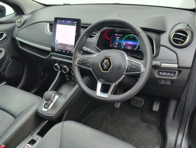 USED 2022 72 RENAULT ZOE Zoe Iconic Boost Charge EV 50 5dr CLICK+COLLECT / HOME DELIVERY