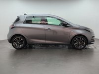 USED 2022 72 RENAULT ZOE Zoe Iconic Boost Charge EV 50 5dr CLICK+COLLECT / HOME DELIVERY