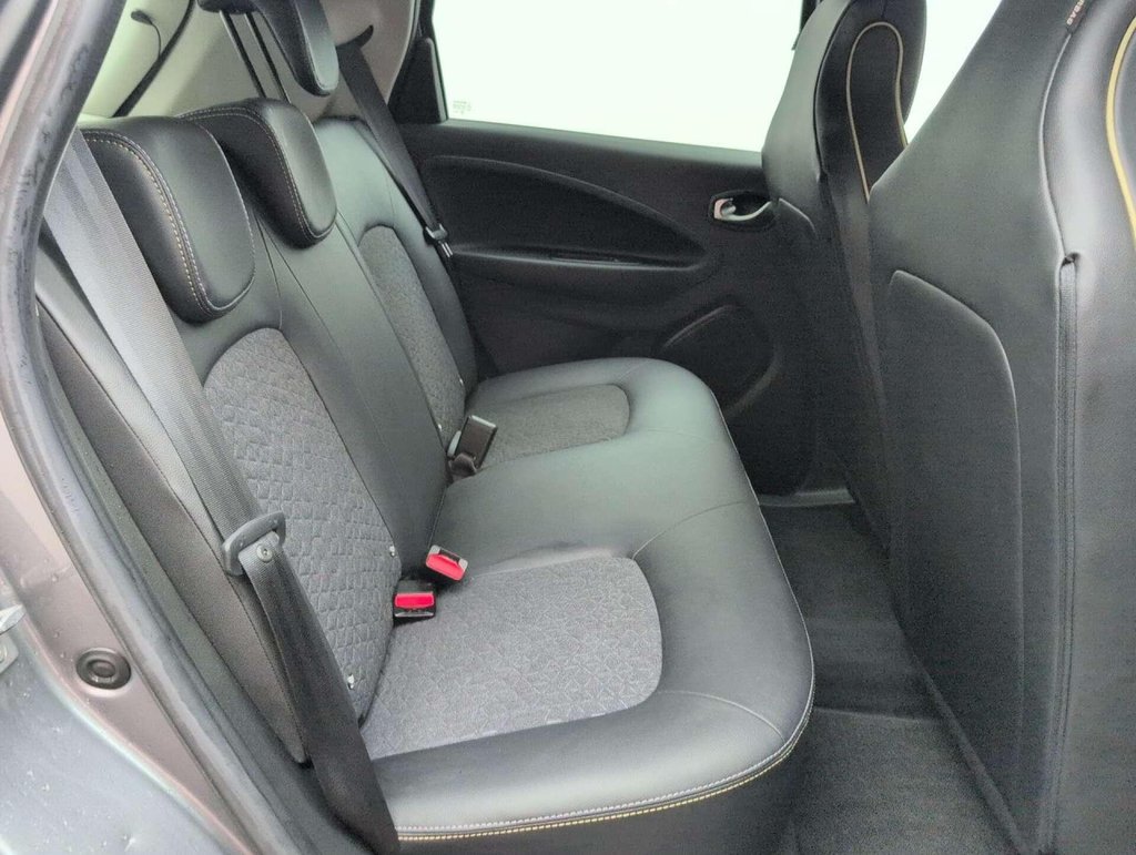 Used 2022 72 RENAULT ZOE Zoe Iconic Boost Charge EV 50 5dr CLICK+COLLECT / HOME DELIVERY