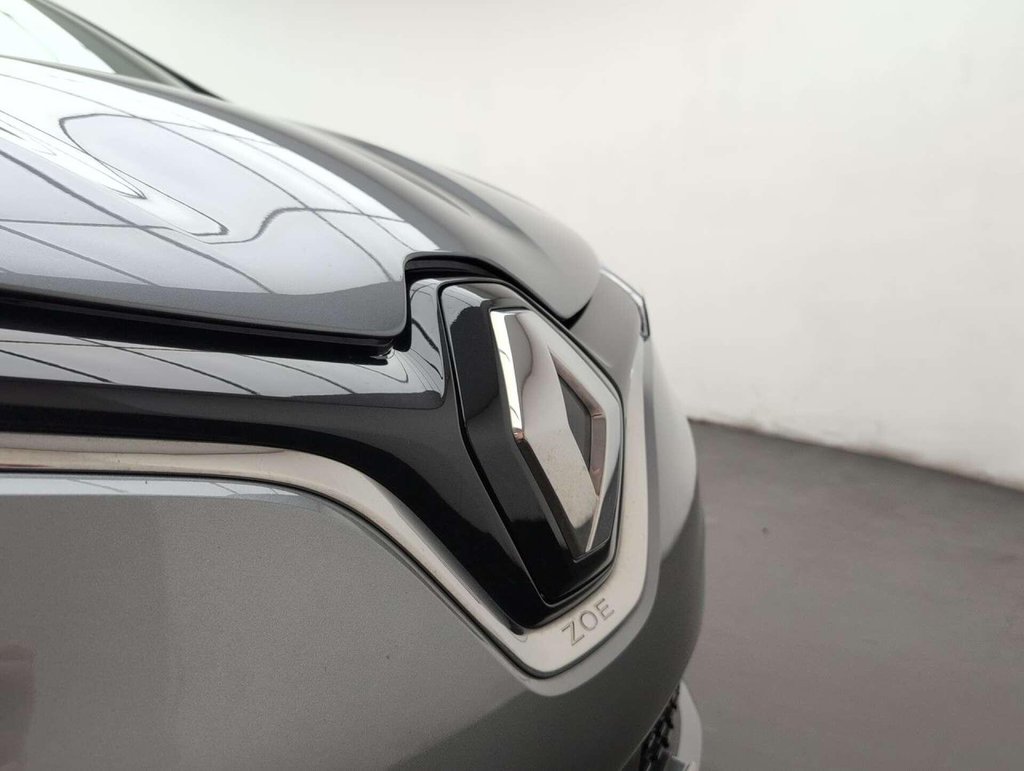 Used 2022 72 RENAULT ZOE Zoe Iconic Boost Charge EV 50 5dr CLICK+COLLECT / HOME DELIVERY