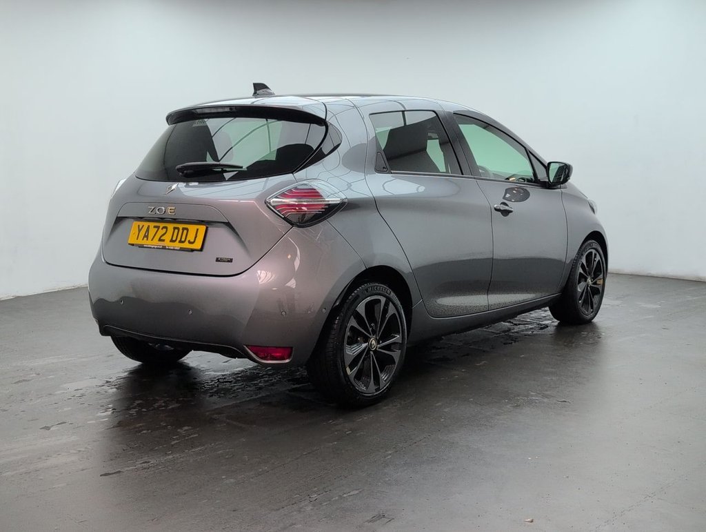 Used 2022 72 RENAULT ZOE Zoe Iconic Boost Charge EV 50 5dr CLICK+COLLECT / HOME DELIVERY