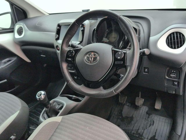USED 2020 20 TOYOTA AYGO 1.0 Aygo X-Trend VVT-i 5dr CLICK+COLLECT / HOME DELIVERY