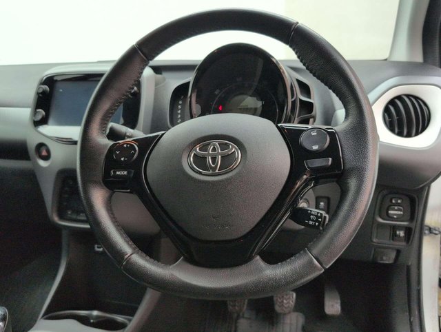 USED 2020 20 TOYOTA AYGO 1.0 Aygo X-Trend VVT-i 5dr CLICK+COLLECT / HOME DELIVERY