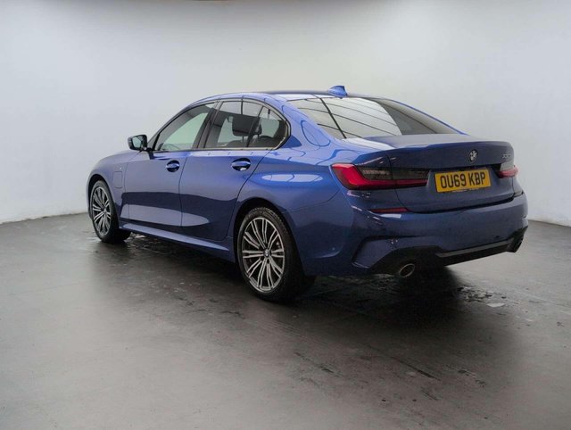 USED 2019 69 BMW 3 SERIES 2.0 330e M Sport Auto 4dr CLICK+COLLECT / HOME DELIVERY