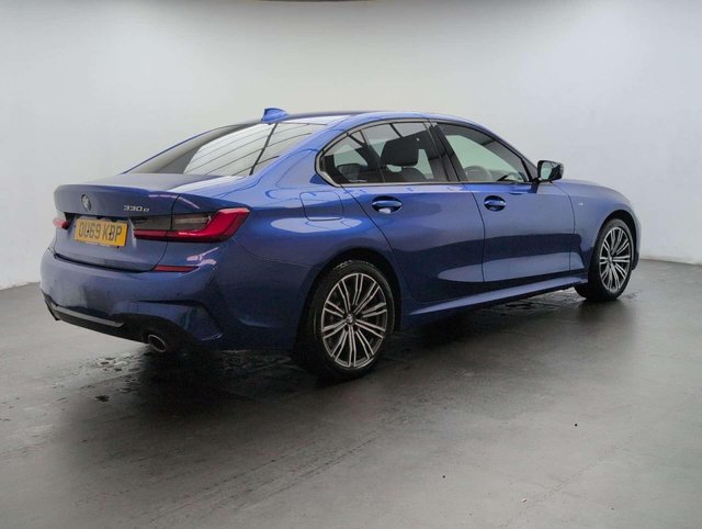 USED 2019 69 BMW 3 SERIES 2.0 330e M Sport Auto 4dr CLICK+COLLECT / HOME DELIVERY