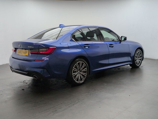 USED 2019 69 BMW 3 SERIES 2.0 330e M Sport Auto 4dr CLICK+COLLECT / HOME DELIVERY