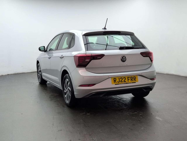 USED 2022 22 VOLKSWAGEN POLO 1.0 Polo Life TSi Semi-Auto 5dr CLICK+COLLECT / HOME DELIVERY