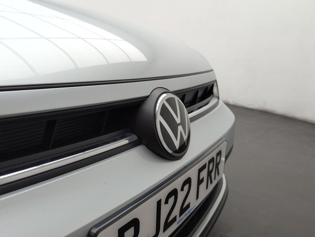 USED 2022 22 VOLKSWAGEN POLO 1.0 Polo Life TSi Semi-Auto 5dr CLICK+COLLECT / HOME DELIVERY