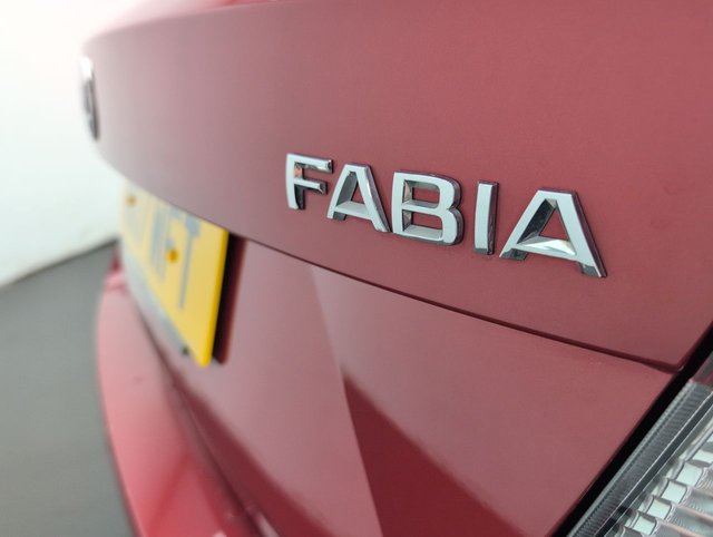 USED 2017 17 SKODA FABIA 1.2 Fabia SE TSi Semi-Auto 5dr CLICK+COLLECT / HOME DELIVERY