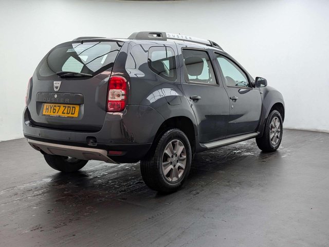 USED 2017 67 DACIA DUSTER 1.2 Duster Laureate TCe 4x2 5dr CLICK+COLLECT / HOME DELIVERY
