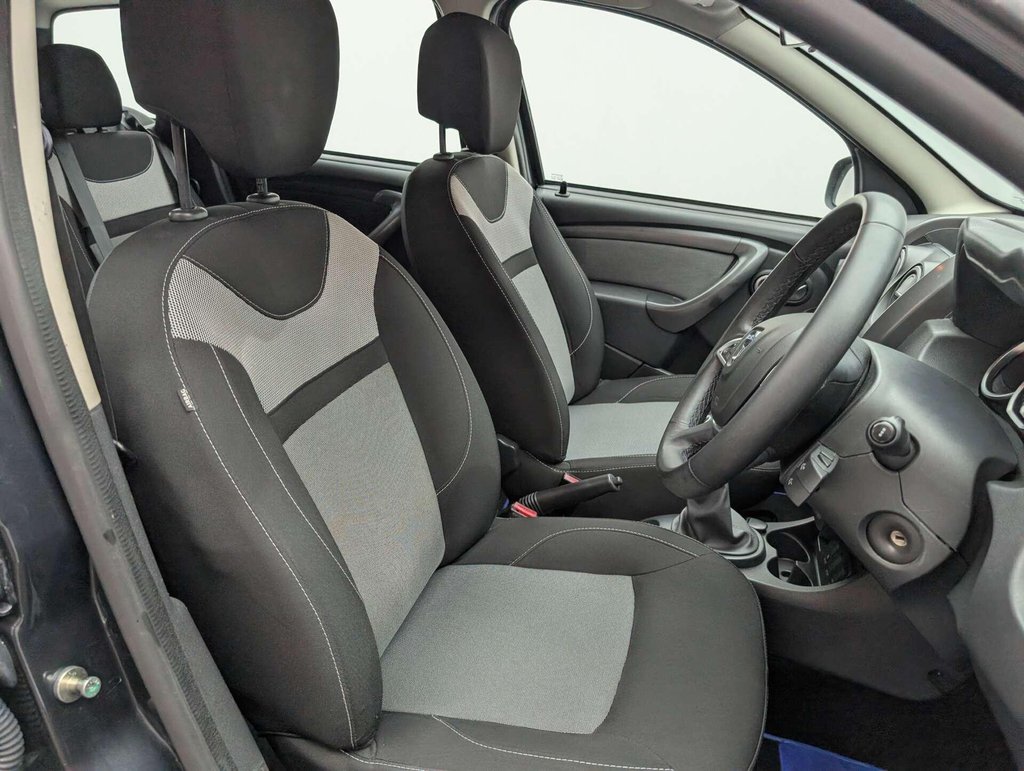 Used 2017 67 DACIA DUSTER 1.2 Duster Laureate TCe 4x2 5dr CLICK+COLLECT / HOME DELIVERY
