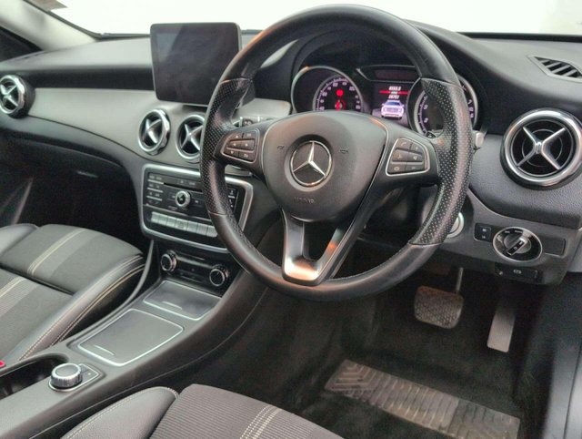 USED 2020 69 MERCEDES-BENZ GLA 1.6 GLA 180 Urban Edition Auto 5dr CLICK+COLLECT / HOME DELIVERY
