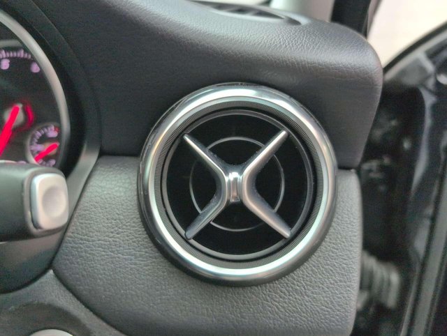 USED 2020 69 MERCEDES-BENZ GLA 1.6 GLA 180 Urban Edition Auto 5dr CLICK+COLLECT / HOME DELIVERY
