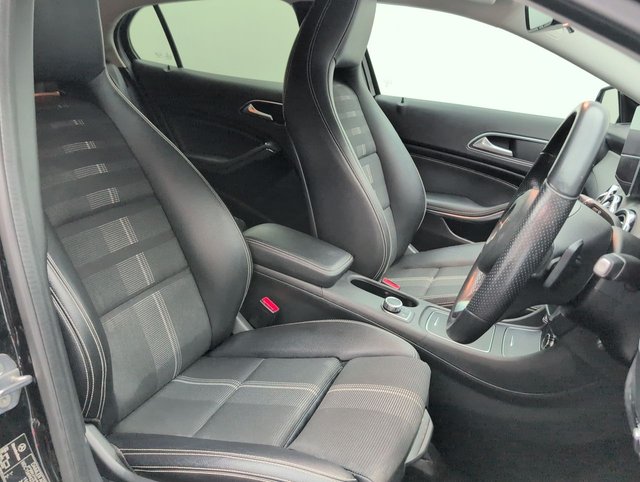 USED 2020 69 MERCEDES-BENZ GLA 1.6 GLA 180 Urban Edition Auto 5dr CLICK+COLLECT / HOME DELIVERY
